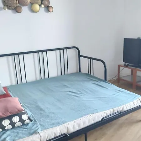 Appartement 7mn Walk To Metro, In Courbevoie
